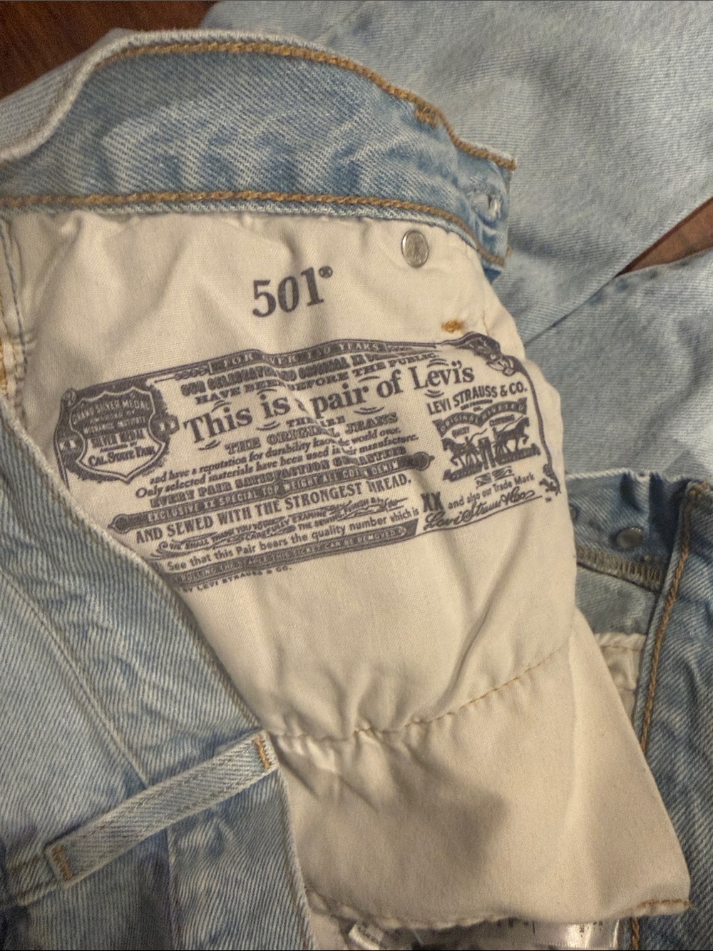 Levi's Light Blue Slim Straight Women's Jeans 25x30 - Picture 3 of 6
